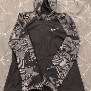 nike windbreaker